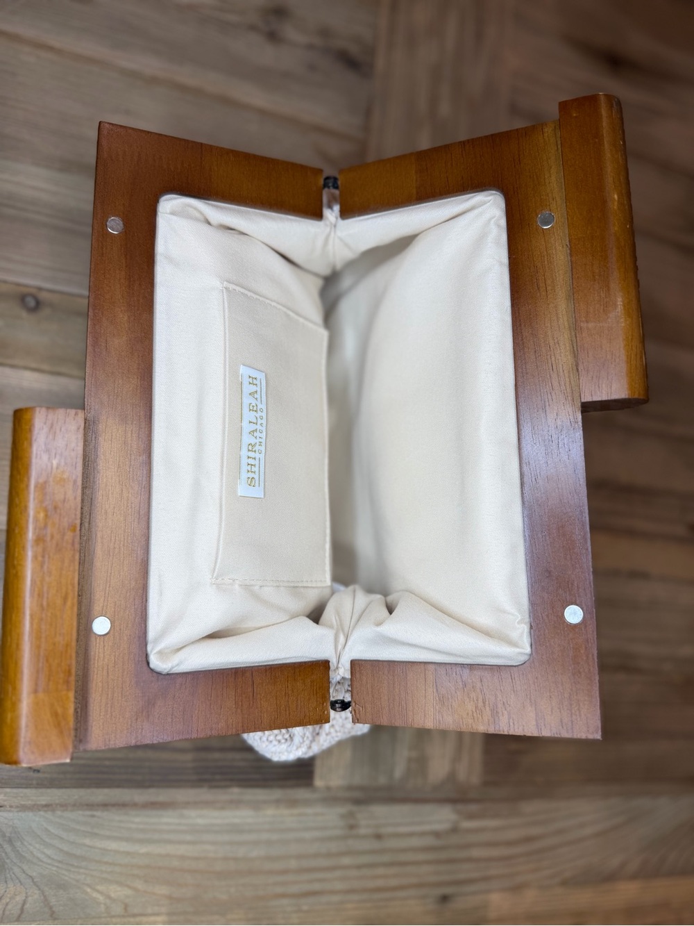Shiraleah Chicago Cream Knit Clutch with Wooden Frame - Picture 4 of 9